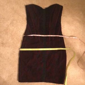 Karen millen corset dress burgundy/black  is size4